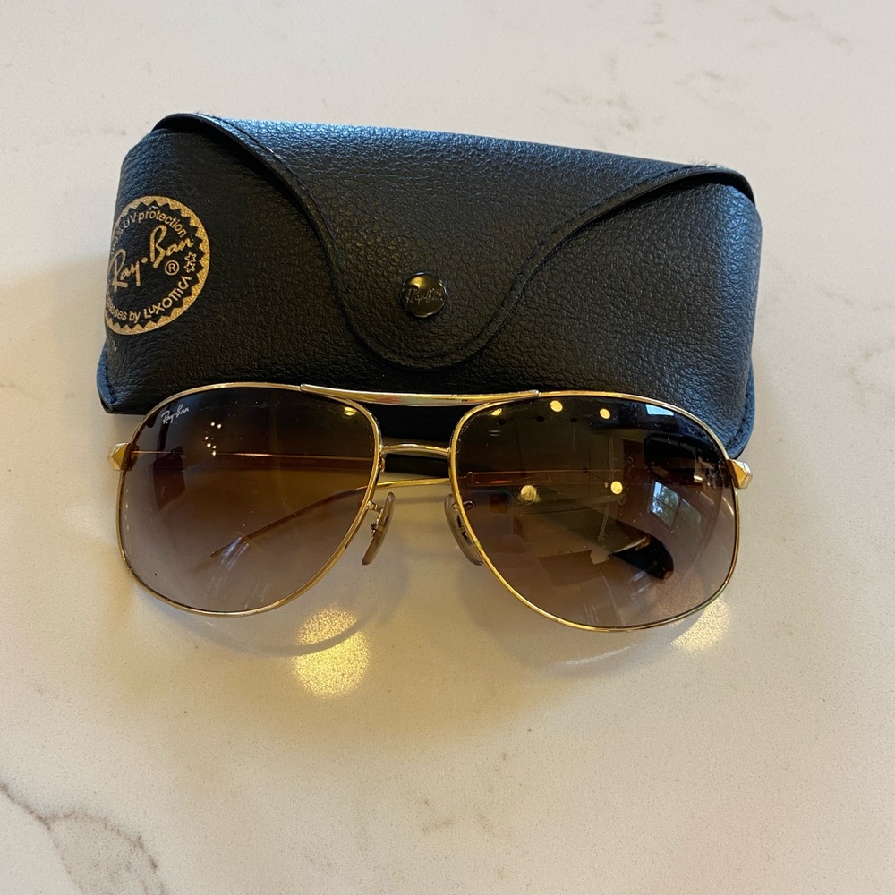 Women’s Ray Ban Sunglasses